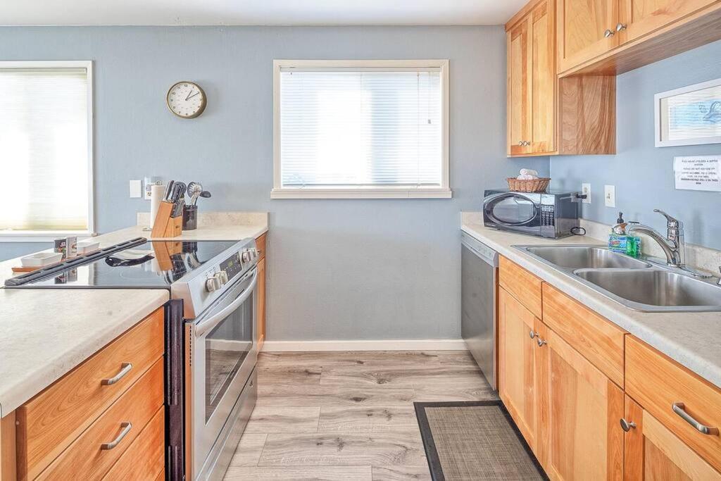 Ocean View Village Condo With Trails To Beaches ترينيداد المظهر الخارجي الصورة